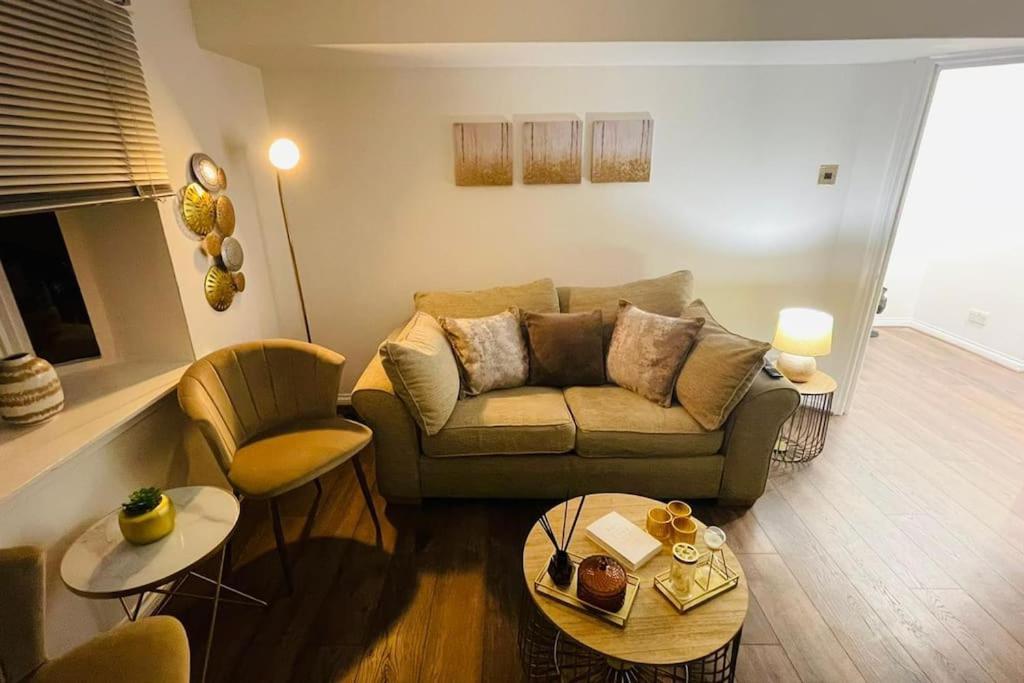 Lavish Modern 1 Bedroom Apt Close To City Centre Glasgow Exterior foto