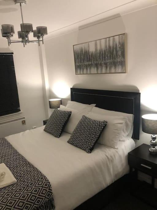 Lavish Modern 1 Bedroom Apt Close To City Centre Glasgow Exterior foto
